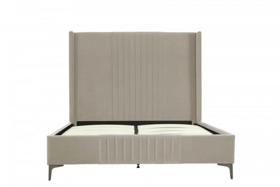 Promenade Mid-Century Modern Upholstered Velvet Queen Bed in Rustic Taupe | Lit Queen Promenade style milieu du siecle moderne en velours capitonne, coloris taupe rustique