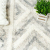 Lola Geo Moroccan Cream Shag Area Rug - 6'7" x 9'6"|Carpette à poil long Lola crème à motif marocain géométrique - 6 pi 7 po x 9 pi 6 po