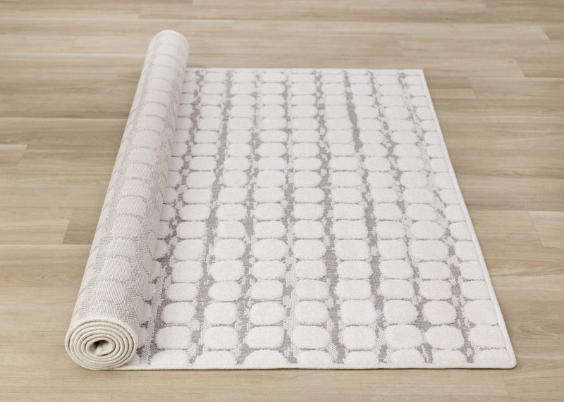 Oslo White Great Pebble Patterned Rug, 5'3\" x 7'7\" Indoor Area Rug