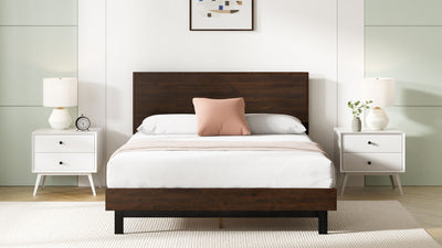 Tricia Wood Platform Bed with Headboard in Dark Brown - King Size | Tricia lit plateforme en bois avec tête de lit brun foncé - Très grand