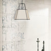 Dainolite Trapezoid 3 Light Pendant Trapezoid Black/Cream Shade White Fabric Diffuser Lamp|Luminaire suspendu Trapezoid de Dainolite avec abat-jour trapézoïde noir et crème qui diffuse la lumière, tissu blanc et 3 ampoules