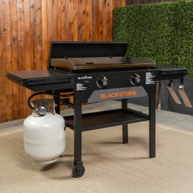 Blackstone 28\" Omnivore Griddle With Hard Cover - 2207CA