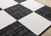 Covington Black White Checkered Pattern Rug, 7'10" x 10'6" Indoor Area Rug | Tapis Covington a Carreaux Noir et Blanc, 7'10" x 10'6"