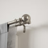 Umbra Bolas Nickel Expandable Double 1" and 3/4" Curtain Rod - 72"-144" | Tringle à rideaux extensible double Bolas de Umbra nickel de 1 po et de 3/4 po - 72 po à 144 po