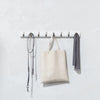 Umbra Flip Wall-Mounted Hooks - White|Crochets muraux Flip de Umbra - blancs