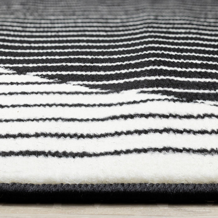 Forte Black White Stripes Contrasting Modern Area Rug - 5'3\" x 7'5\"