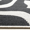 Jackson Black White Abstract Lines Outdoor Rug, 5'3" x 7'7" Outdoor Area Rug | Tapis d'exterieur Jackson a lignes abstraites noires et blanches, 5'3" x 7'7"