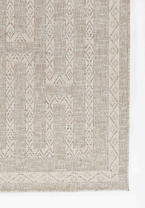 Maze Transitional 8'0\" x 10'0\" Area Rug in Grey Indoor Area Rug