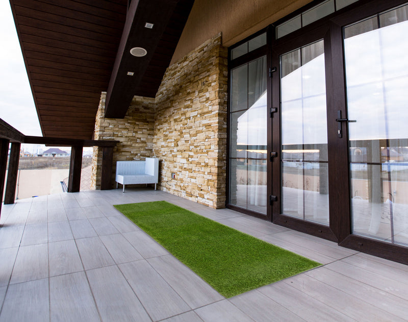 Contemporary 6'0\" x 9'0\" Faux Grass Rug in Green Outdoor Area Rug