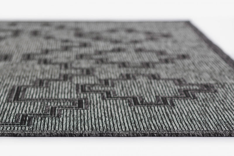 Esina Transitional 5'3\" x 7'0\" Area Rug in Grey Indoor Area Rug