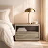 Navis Contemporary 32" Nightstand in Natural Oak (1-Drawer) | Table de nuit contemporaine Navis 32" en chene naturel (1 tiroir)