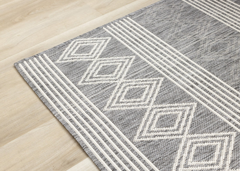Jackson Grey White Patterned Rows Rug, 7'10\" x 10'6\" Outdoor Area Rug