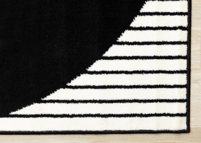 Forte Black White Stripes Contrasting Modern Area Rug - 5'3\" x 7'5\"