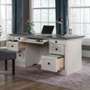 Palladia 65.12" Executive Desk with 7 Drawers – Glacier Oak | Bureau de direction Palladia de 65,12 po à 7 tiroirs - chêne glacier