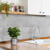 Smart Tiles Peel and Stick 2-Sheet 23 x 12 Backsplash - Blok Grey|Dosseret Smart Tiles peler et coller 23 x 12, 2 feuilles - Blok Grey