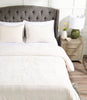 Bellflower Grove 3-Piece Full/Queen Comforter Set - Cream| Ensemble d’édredon Bellflower Grove de 3 pièces pour lit double ou grand lit - crème