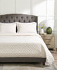Flaxseed Cove 3-Piece King Quilt Set - Natural Linen | Ensemble de courtepointe Flaxseed Cove 3 pièces pour très grand lit - lin naturel