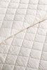 Flaxseed Cove 3-Piece Full/Queen Quilt Set - Natural Linen | Ensemble de courtepointe Flaxseed Cove 3 pièces pour lit double et grand lit - lin naturel