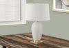 26" White and Gold Table Lamp|Lampe de table de 26 po blanche et dorée
