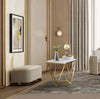 Amanda 21.5" Modern Square End Table - White Marble Top with Gold Metal Base | Table de bout carrée moderne Amanda de 21,5 po - dessus en marbre blanc avec base en métal doré