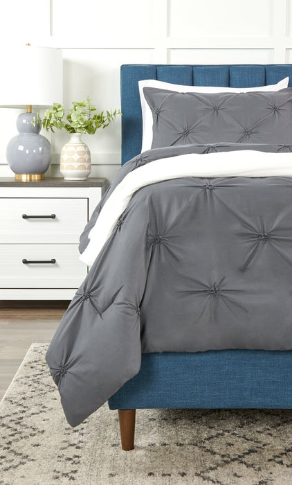 Veranda & Grove 4-Layer Queen Cotton Blanket - White