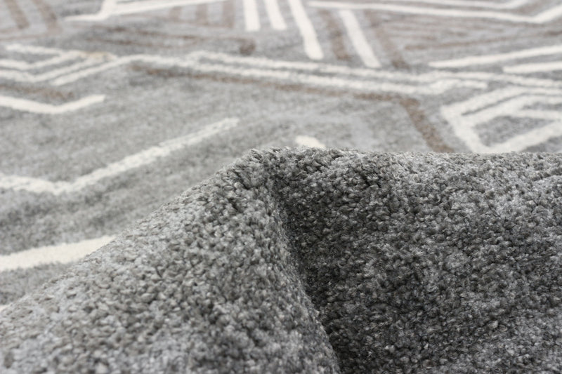 Seema Grey Area Rug - 5'3\" x 7'3\"