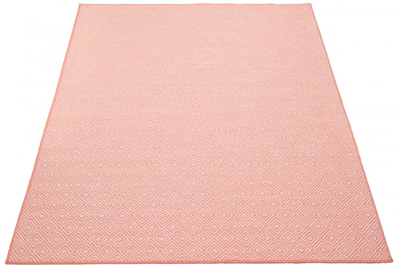 Neisha Diamond Coral Rug 6'7\" X 9'6\" Area Rug