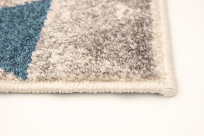 Raja Ivory-Blue Area Rug - 5'3\" x 7'3\"