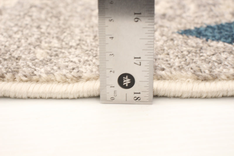 Raja Ivory-Blue Area Rug - 5'3\" x 7'3\"