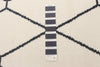 August White-Navy 6'7" x 9'6" Area Rug