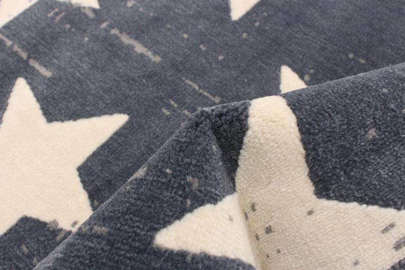 Ira Navy 2'8\" x 4'11\" Area Rug