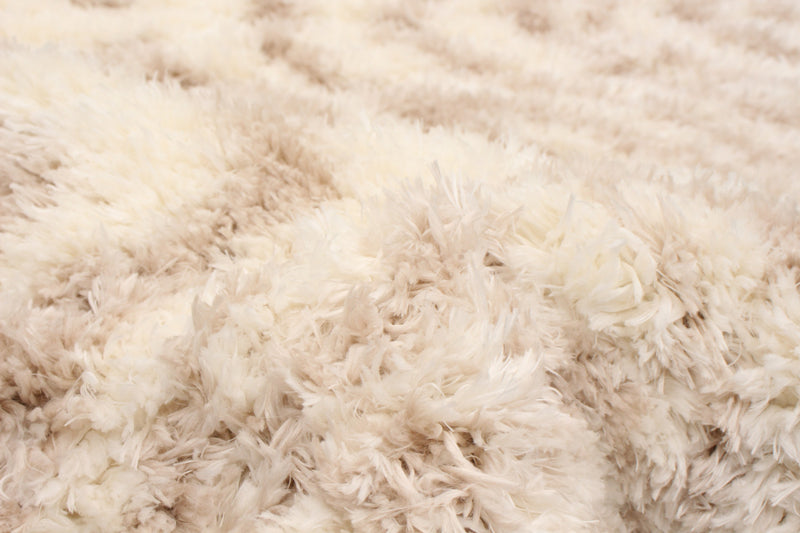 Agalia Abstract Ivory-Tan Shag - 6'7\" x 9'6\"