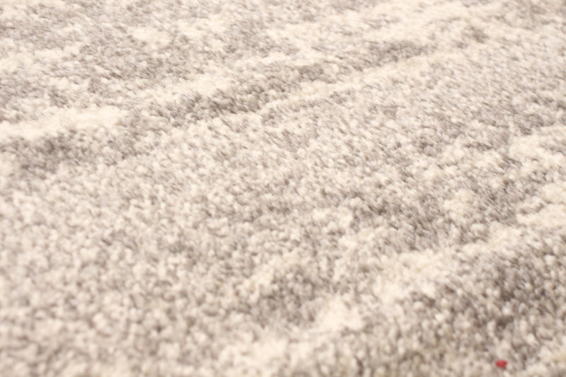 Raja Ivory-Green Area Rug - 7'10\" x 10'2\"