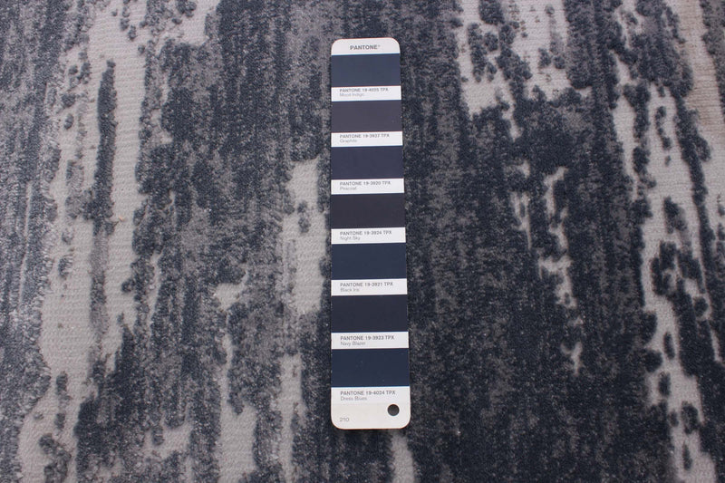 Ulema Grey Rug 6'7\" X 9'6\" Area Rug