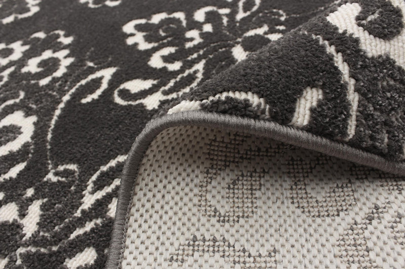 Caledonia Grey 4'7\" x 6'7\" Area Rug