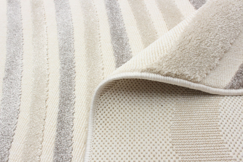 Nikkos Ivory 3'11\" x 5'7\" Area Rug