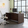 Affirm 59.06" Commercial Grade Office Desk - Noble Elm|Bureau Affirm de 59,06 po de qualité commerciale - orme noble